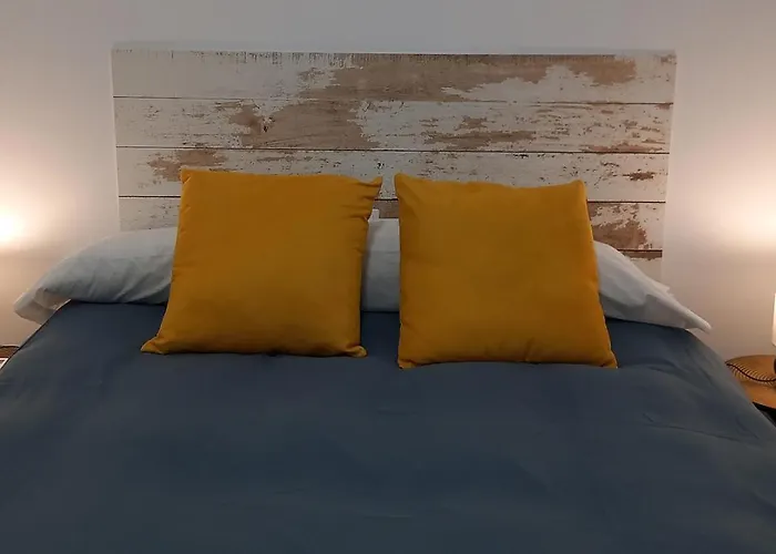 Eye Santa Clotilde דירה *